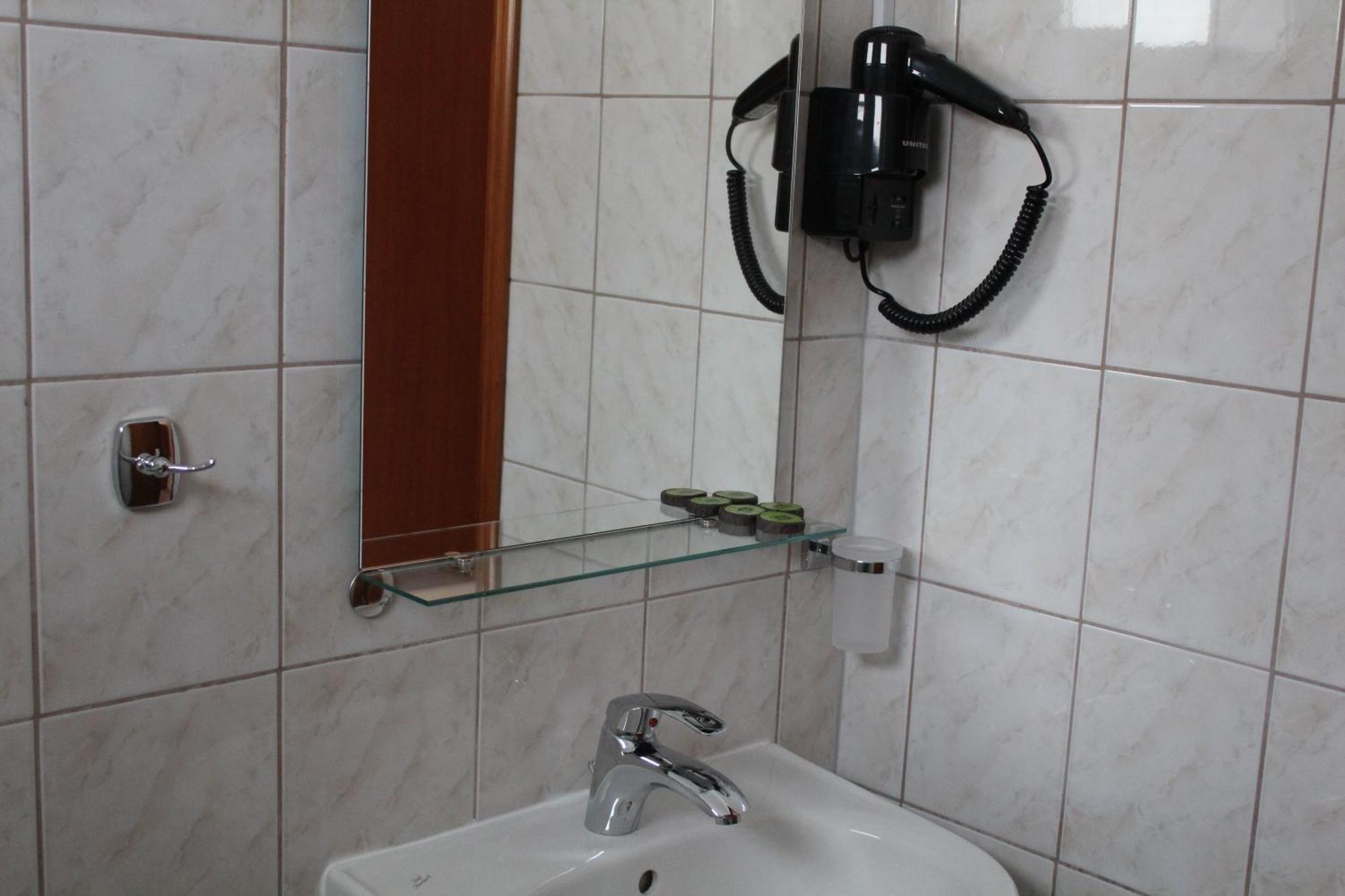 Atira Apart Hotel Olympiakí Aktí Dış mekan fotoğraf