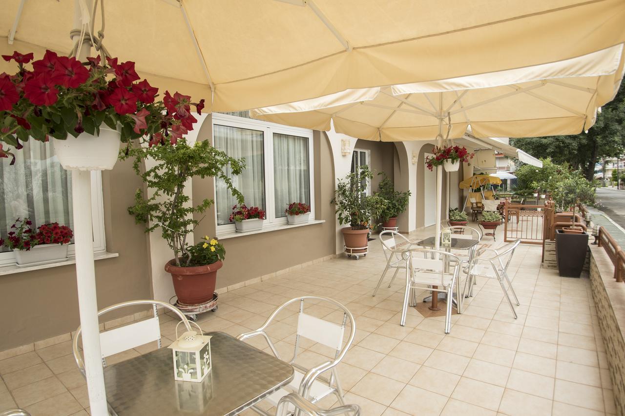 Atira Apart Hotel Olympiakí Aktí Dış mekan fotoğraf
