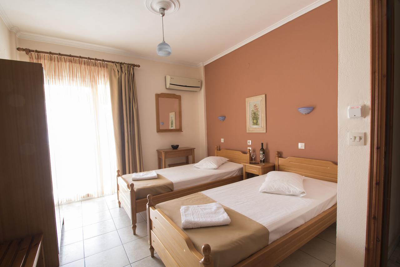 Atira Apart Hotel Olympiakí Aktí Dış mekan fotoğraf