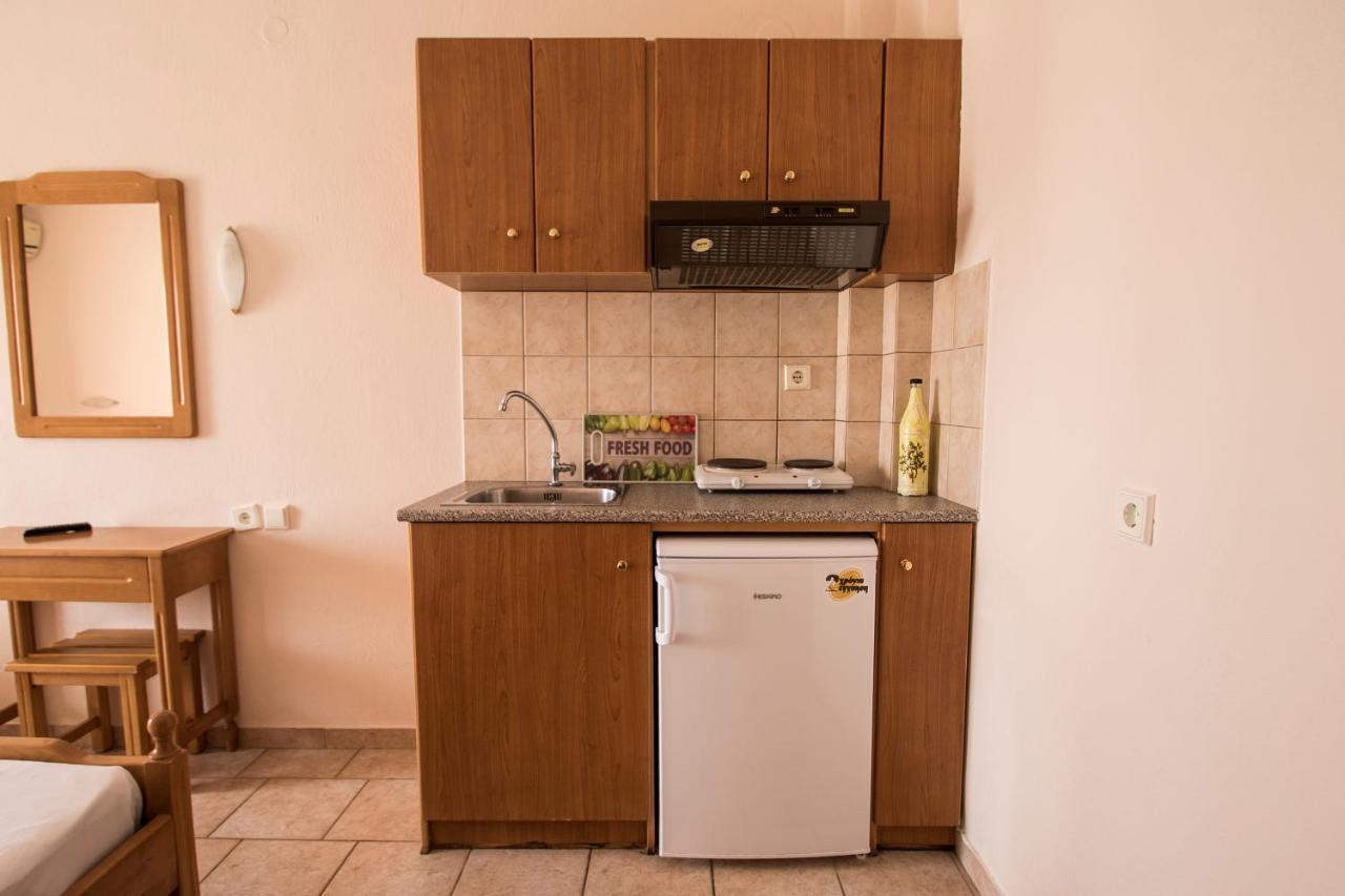 Atira Apart Hotel Olympiakí Aktí Dış mekan fotoğraf