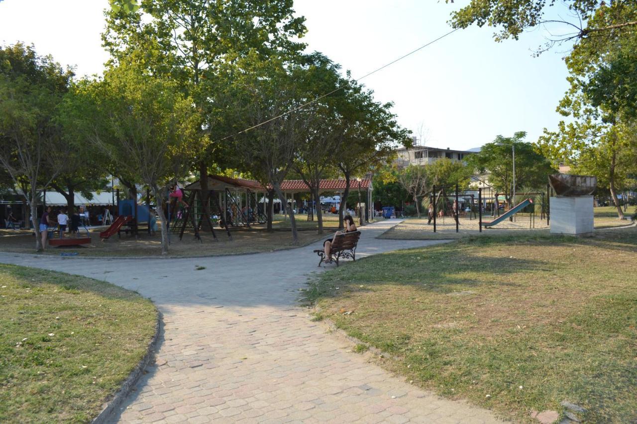 Atira Apart Hotel Olympiakí Aktí Dış mekan fotoğraf
